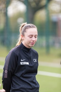 Bild 29 - Co-Trainerin der Frauen Nationalmannschaft Britta Carlson in Wahlstedt